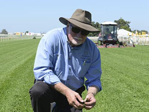 Jim Roberts - Doomben Racetrack